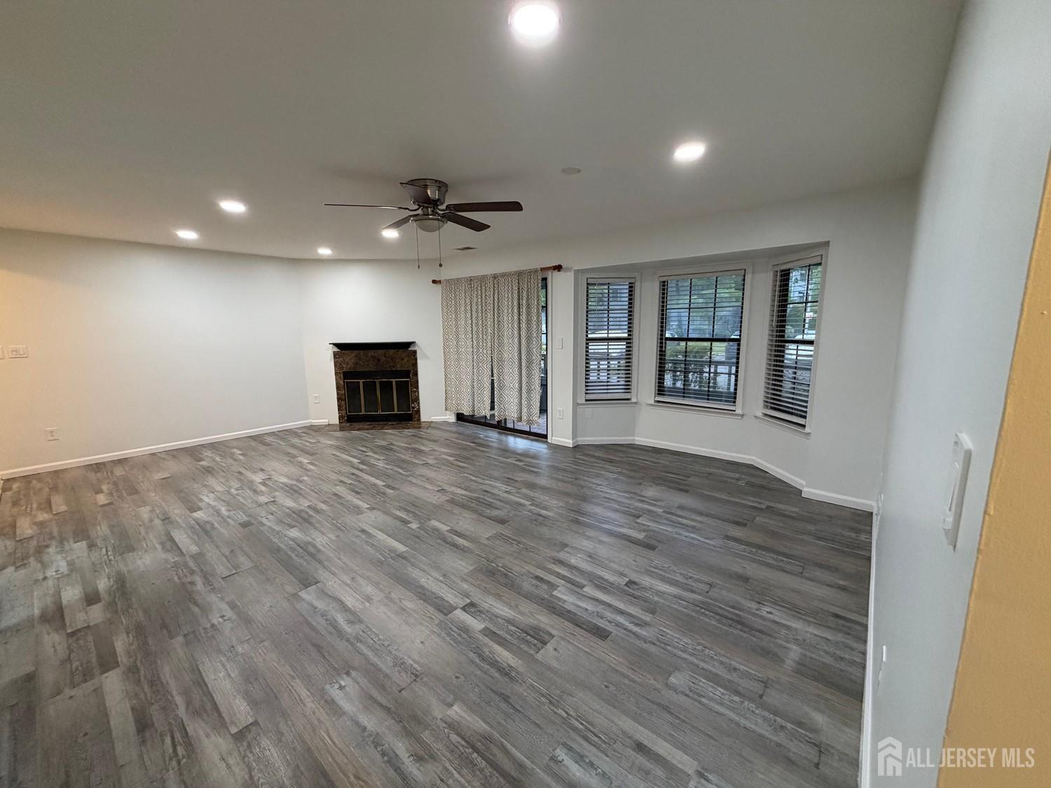 406 Woodhaven Drive Edison NJ 08817