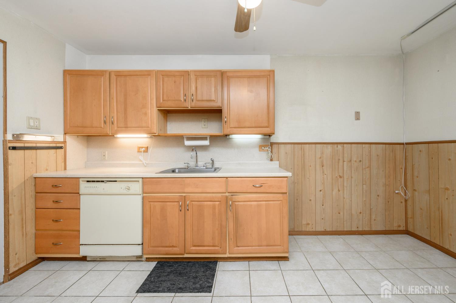 27 S Robert Street S Sewaren NJ 07077