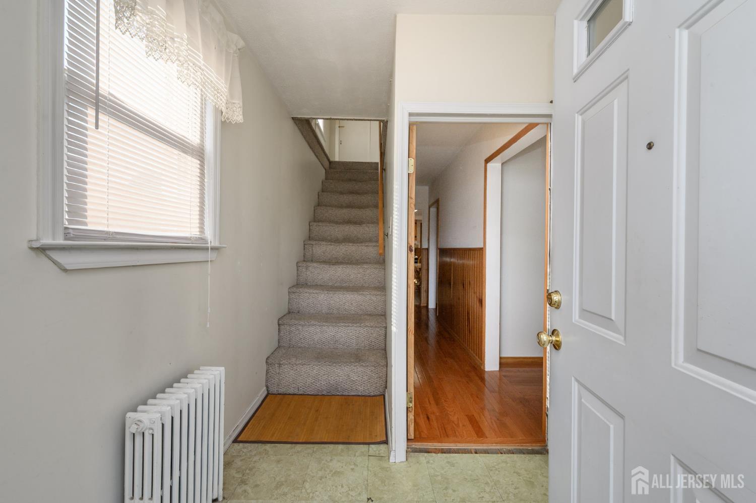 27 S Robert Street S Sewaren NJ 07077