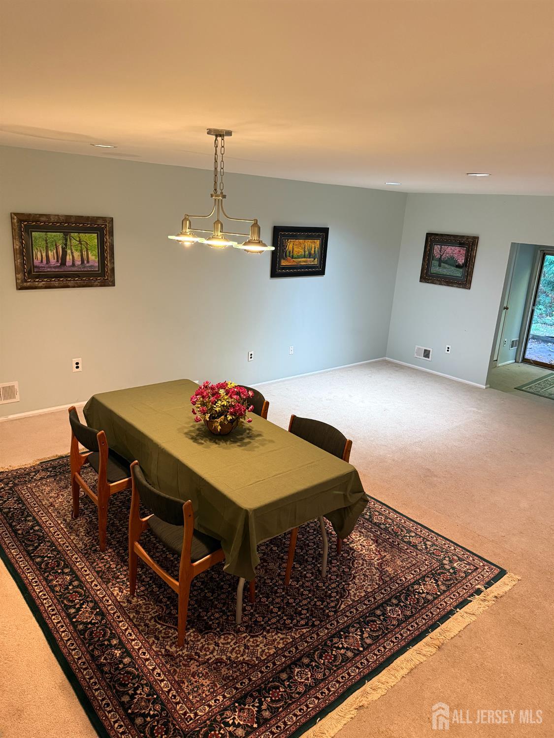 264 Palombi Court East Brunswick NJ 08816