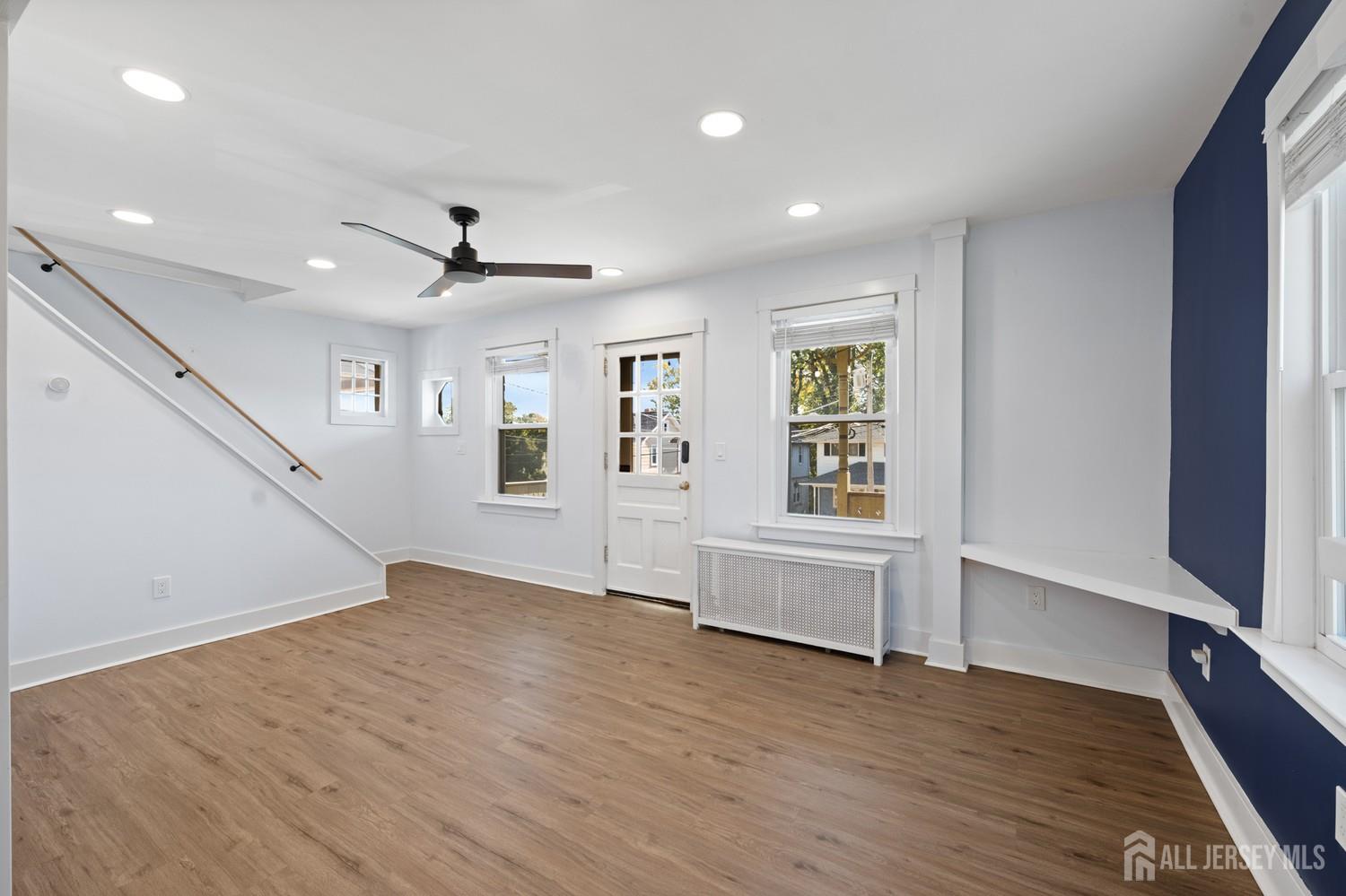 54 Evergreen Avenue Fords NJ 08863