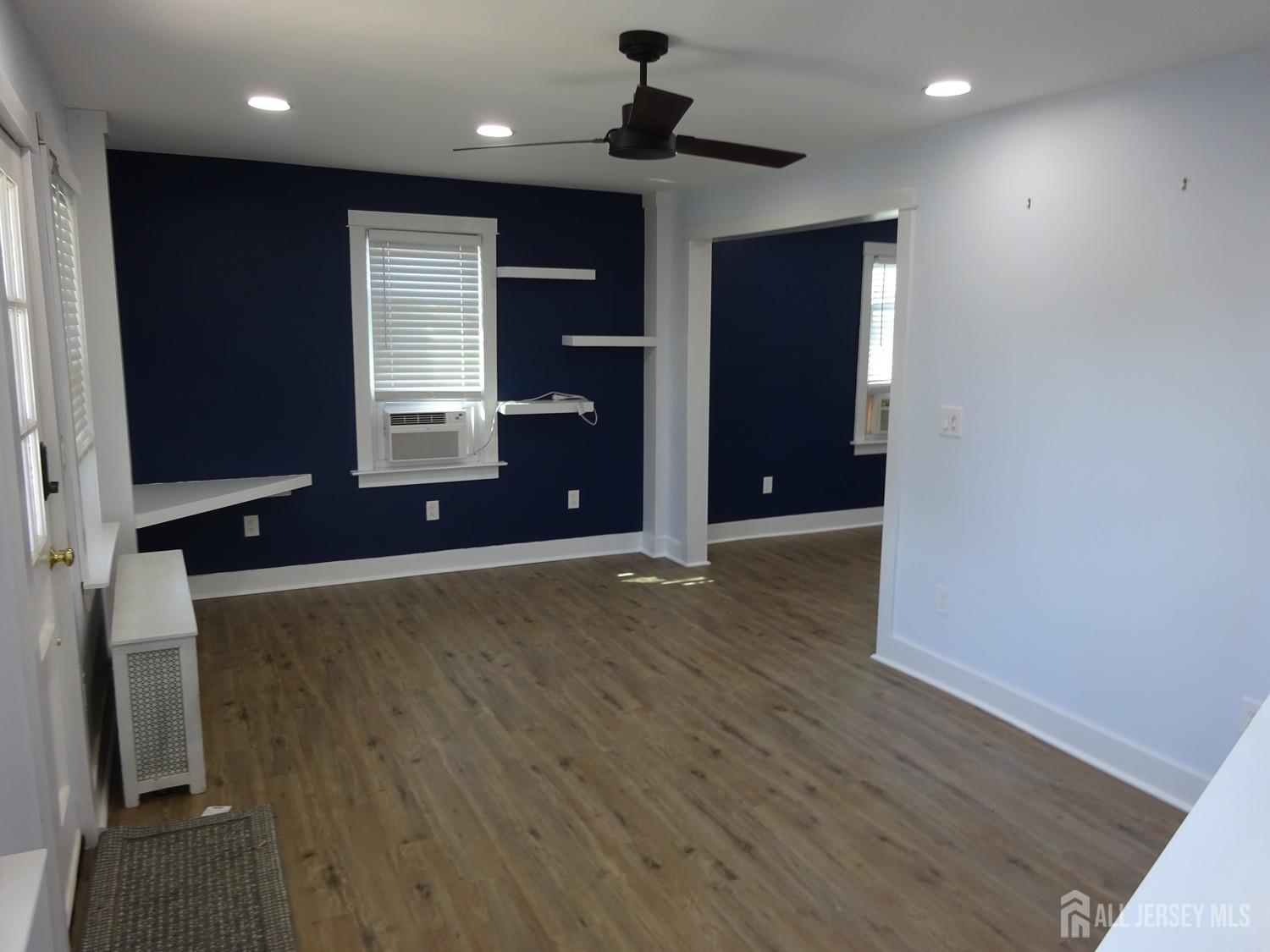 54 Evergreen Avenue Fords NJ 08863