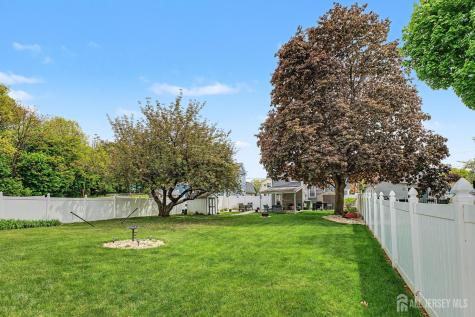 32 Lloyd Street Edison NJ 08817