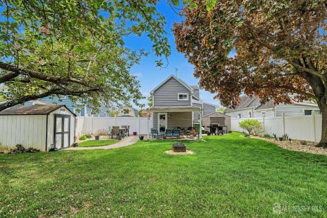 32 Lloyd Street Edison NJ 08817