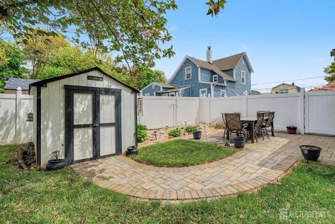 32 Lloyd Street Edison NJ 08817