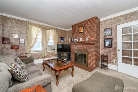 21 Willow Street Keansburg NJ 07734