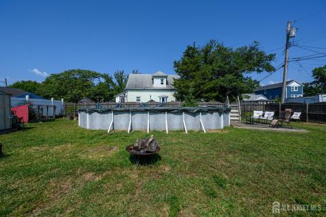 21 Willow Street Keansburg NJ 07734