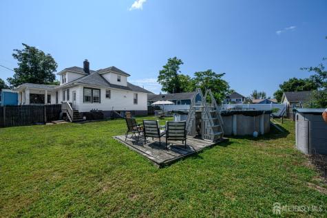 21 Willow Street Keansburg NJ 07734