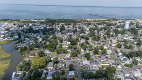 21 Willow Street Keansburg NJ 07734