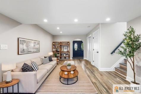 14 London Drive East Brunswick NJ 08816
