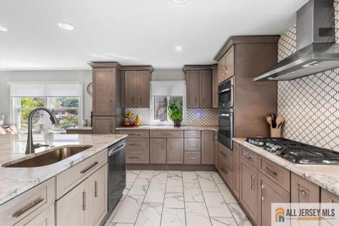 14 London Drive East Brunswick NJ 08816