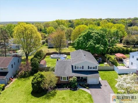 14 London Drive East Brunswick NJ 08816