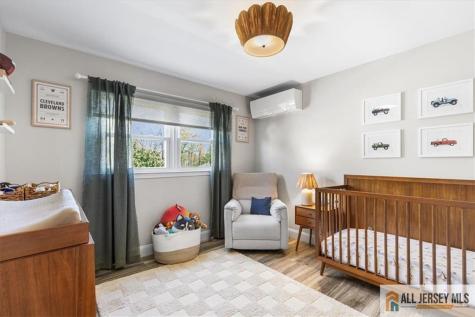 14 London Drive East Brunswick NJ 08816