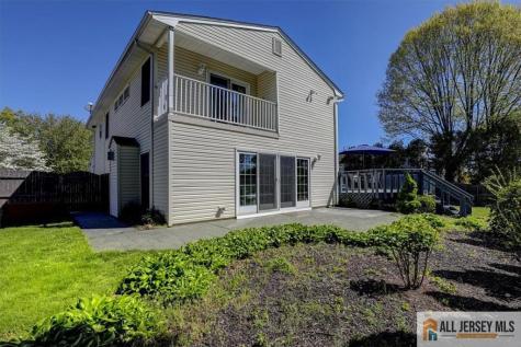 14 London Drive East Brunswick NJ 08816