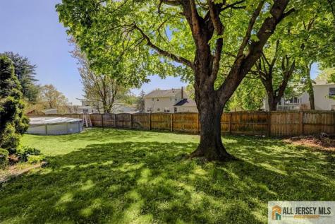 14 London Drive East Brunswick NJ 08816