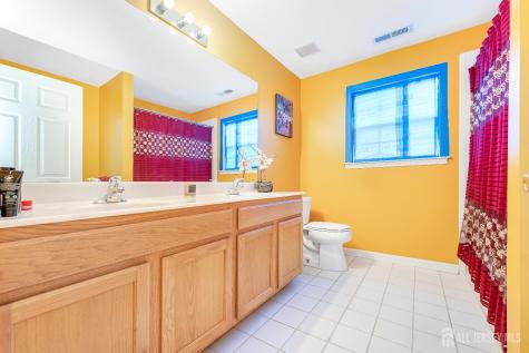 16 Bermuda Dunes Drive Monroe NJ 08831