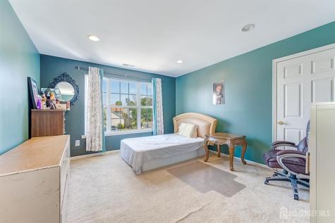 16 Bermuda Dunes Drive Monroe NJ 08831