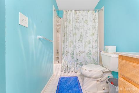 16 Bermuda Dunes Drive Monroe NJ 08831