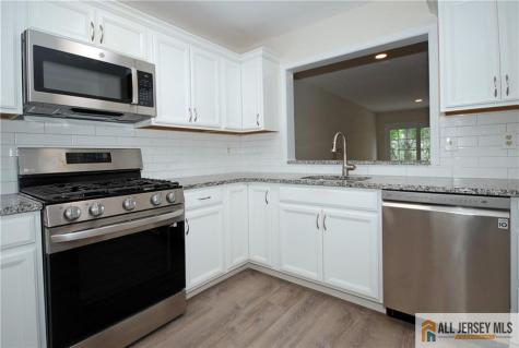 61 Briarwood Court South Brunswick NJ 08540