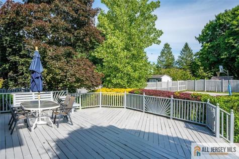 4 Dickinson Road South Brunswick NJ 08824