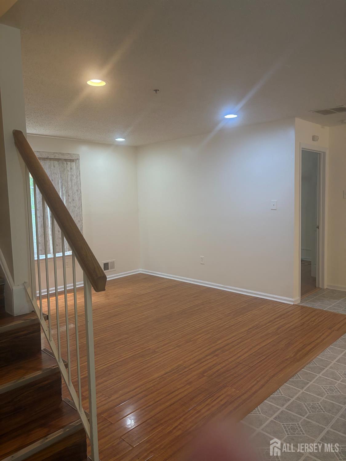 215 Prestwick Way Edison NJ 08820
