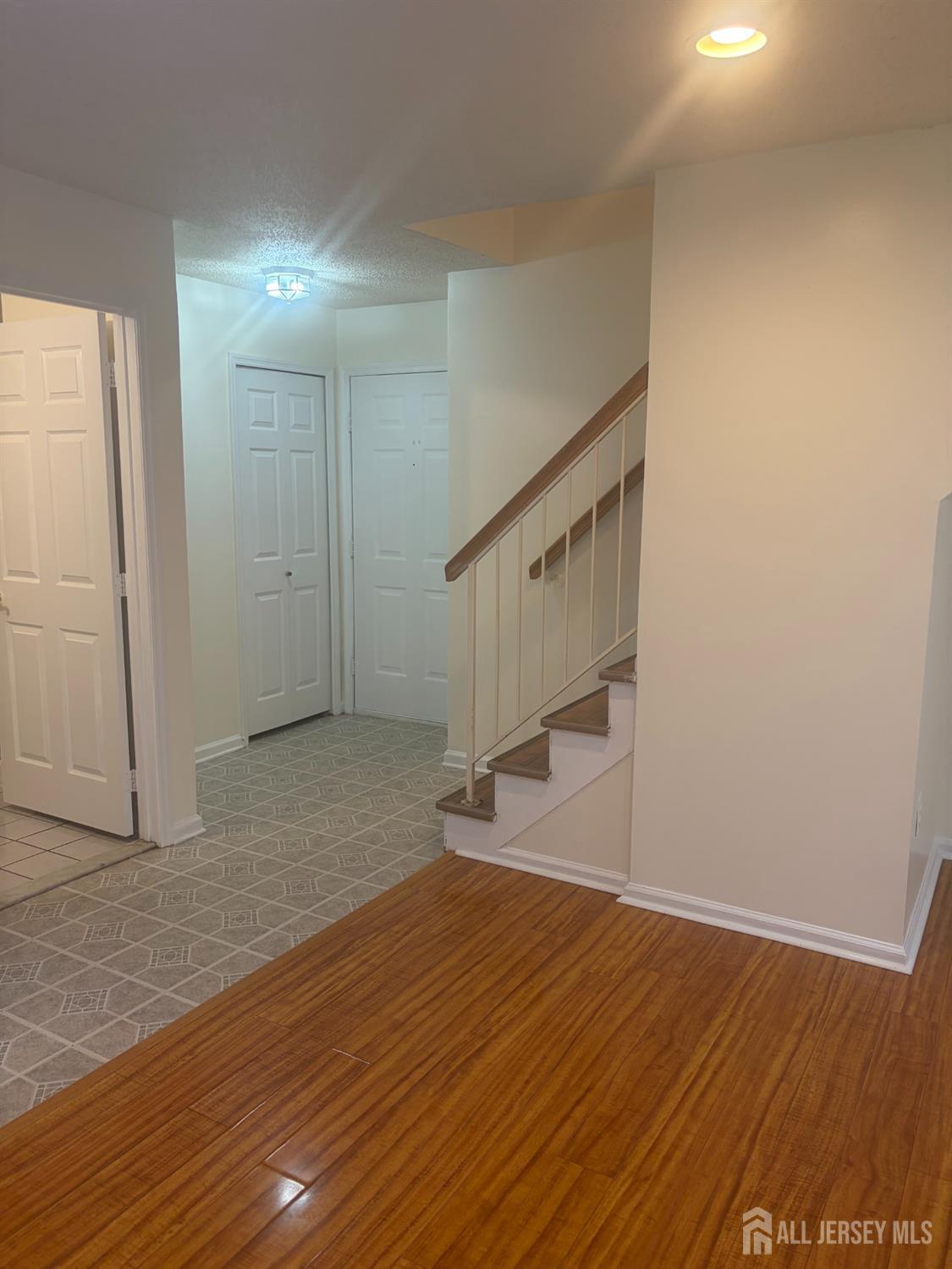 215 Prestwick Way Edison NJ 08820