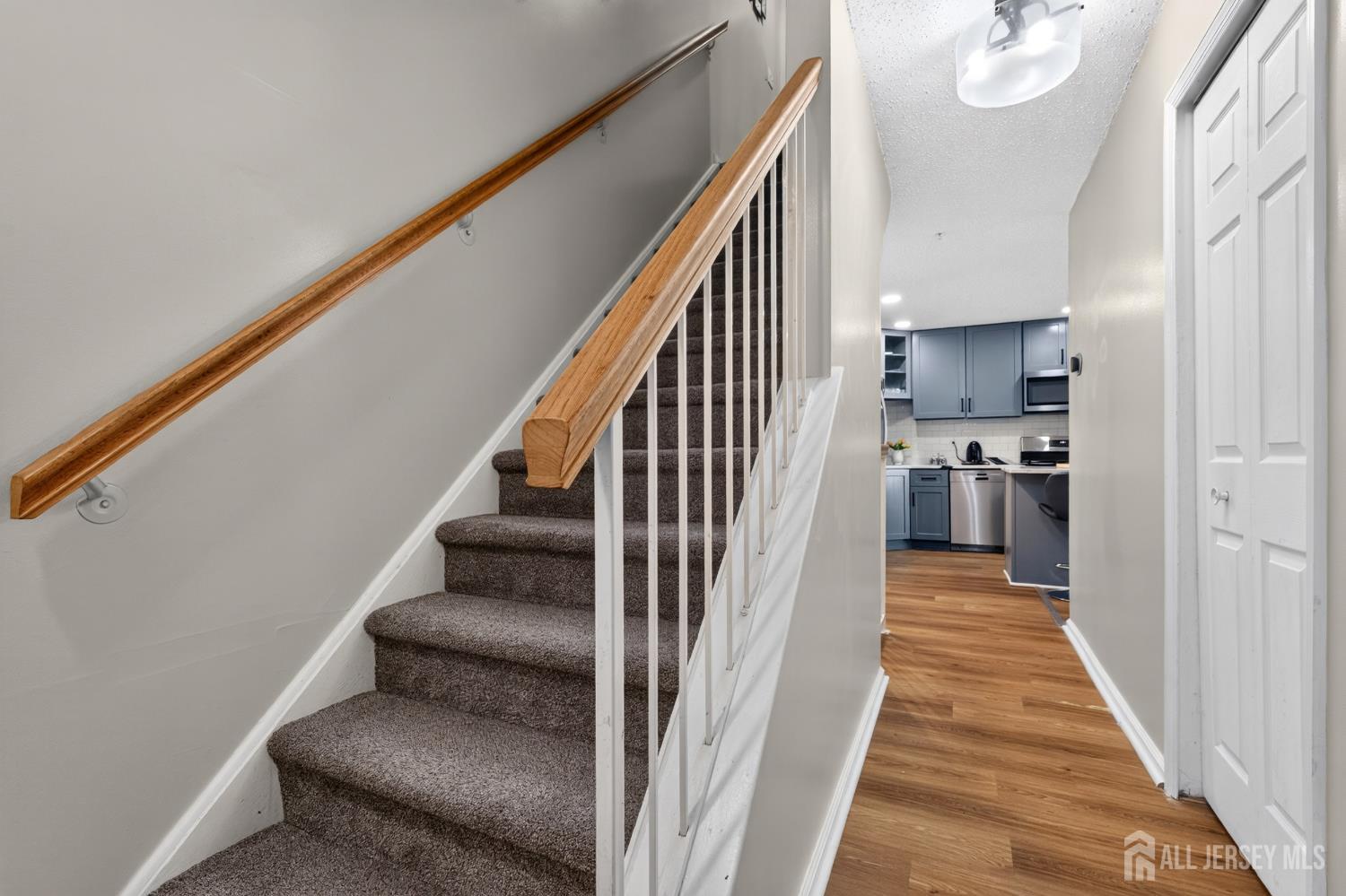 112 Prestwick Way Edison NJ 08820