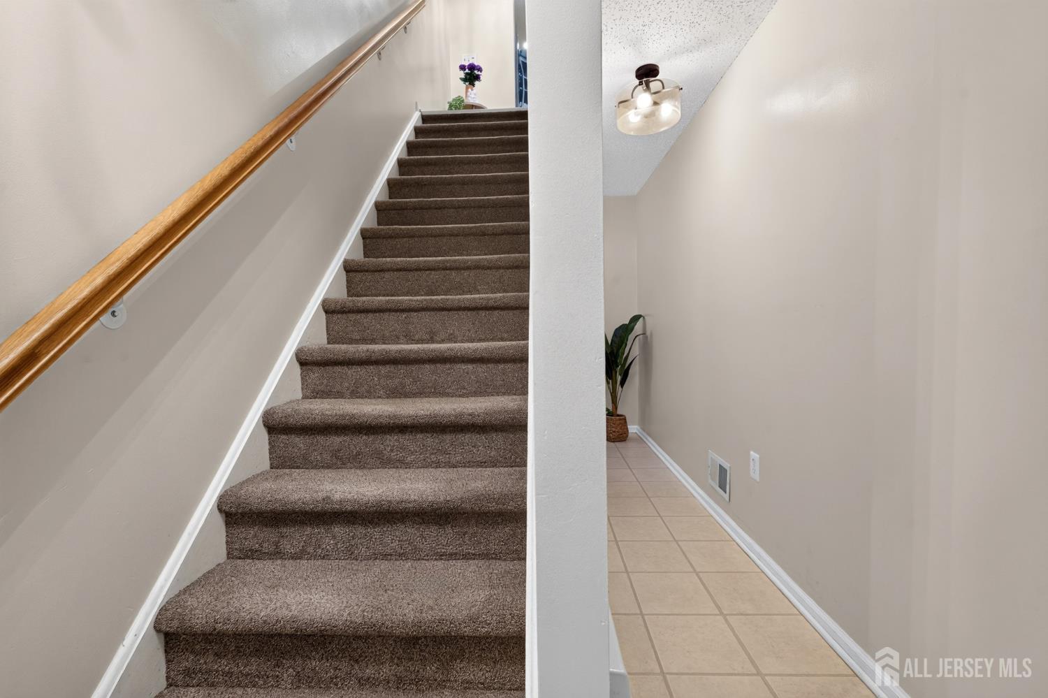112 Prestwick Way Edison NJ 08820