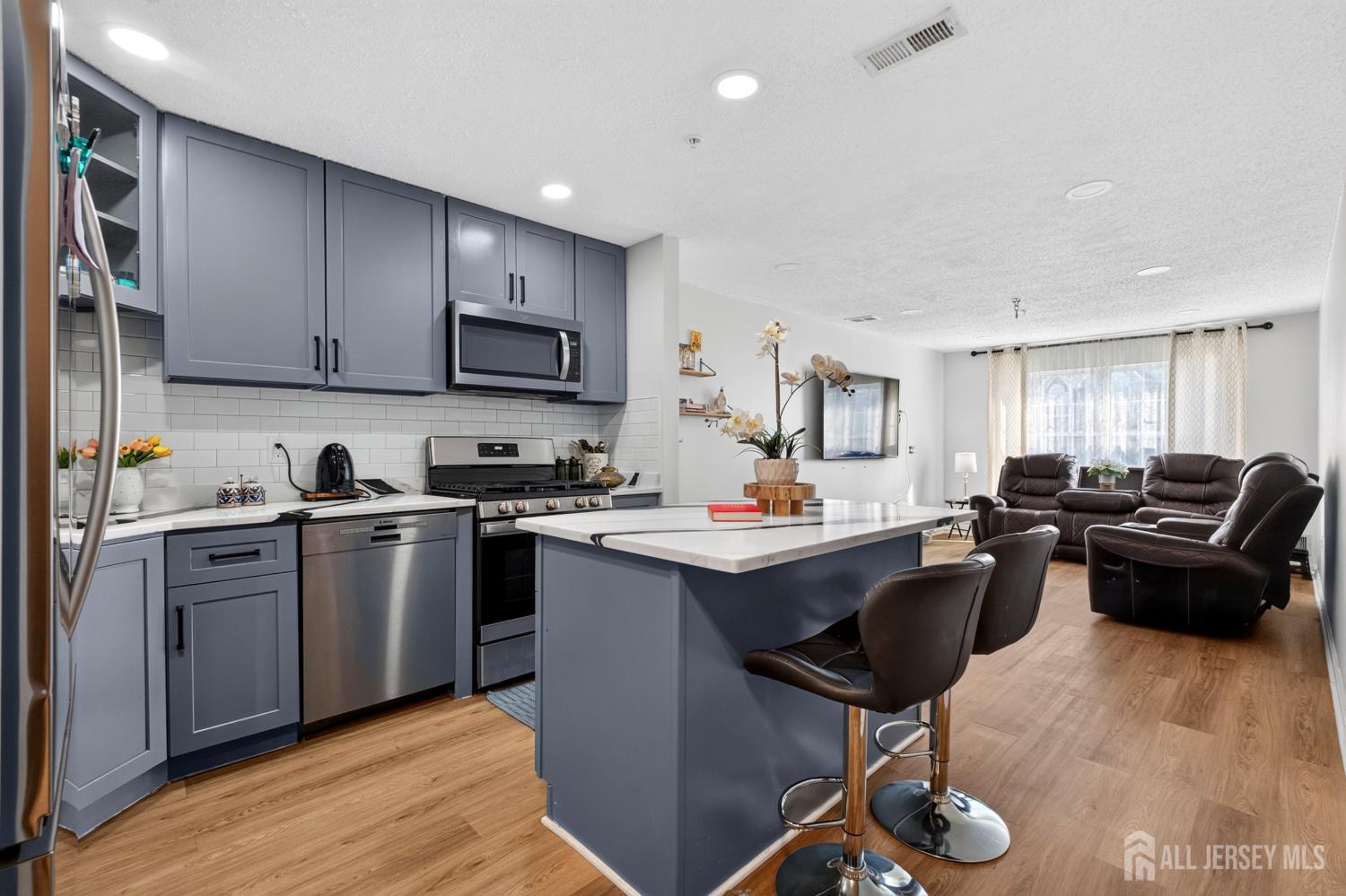 112 Prestwick Way Edison NJ 08820