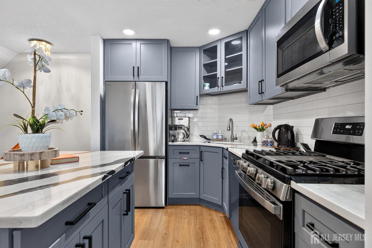 112 Prestwick Way Edison NJ 08820