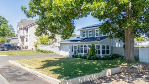 40 Pomona Boulevard Old Bridge NJ 07735