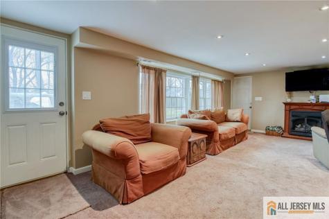 499 Old Stage Road Spotswood NJ 08884