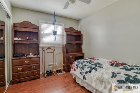 499 Old Stage Road Spotswood NJ 08884