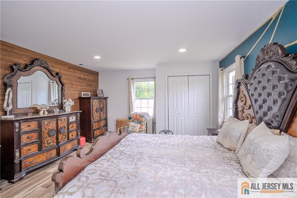 21 Pennington Avenue Colonia NJ 07067