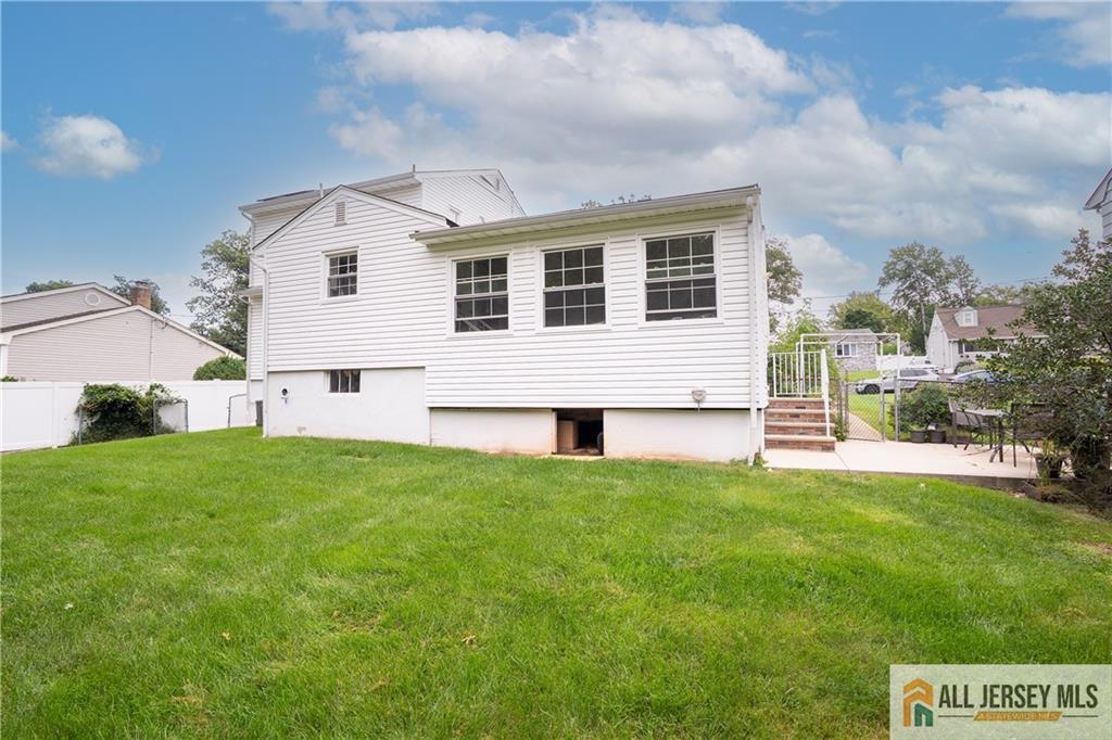 21 Pennington Avenue Colonia NJ 07067