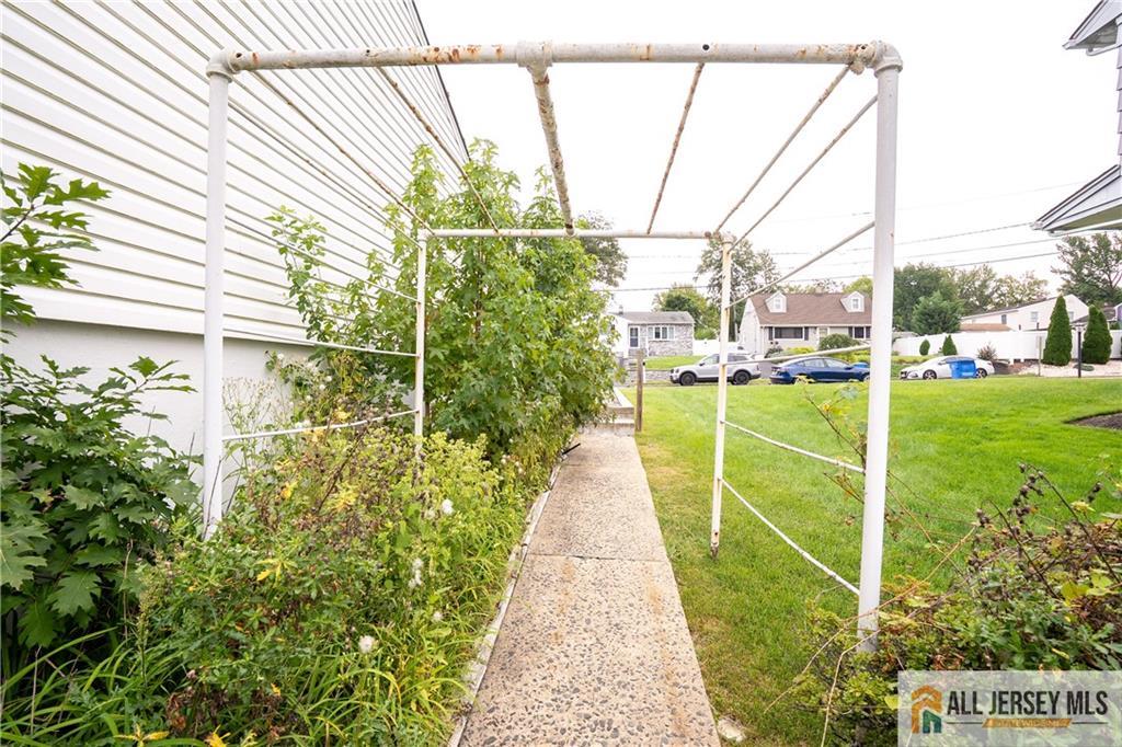 21 Pennington Avenue Colonia NJ 07067