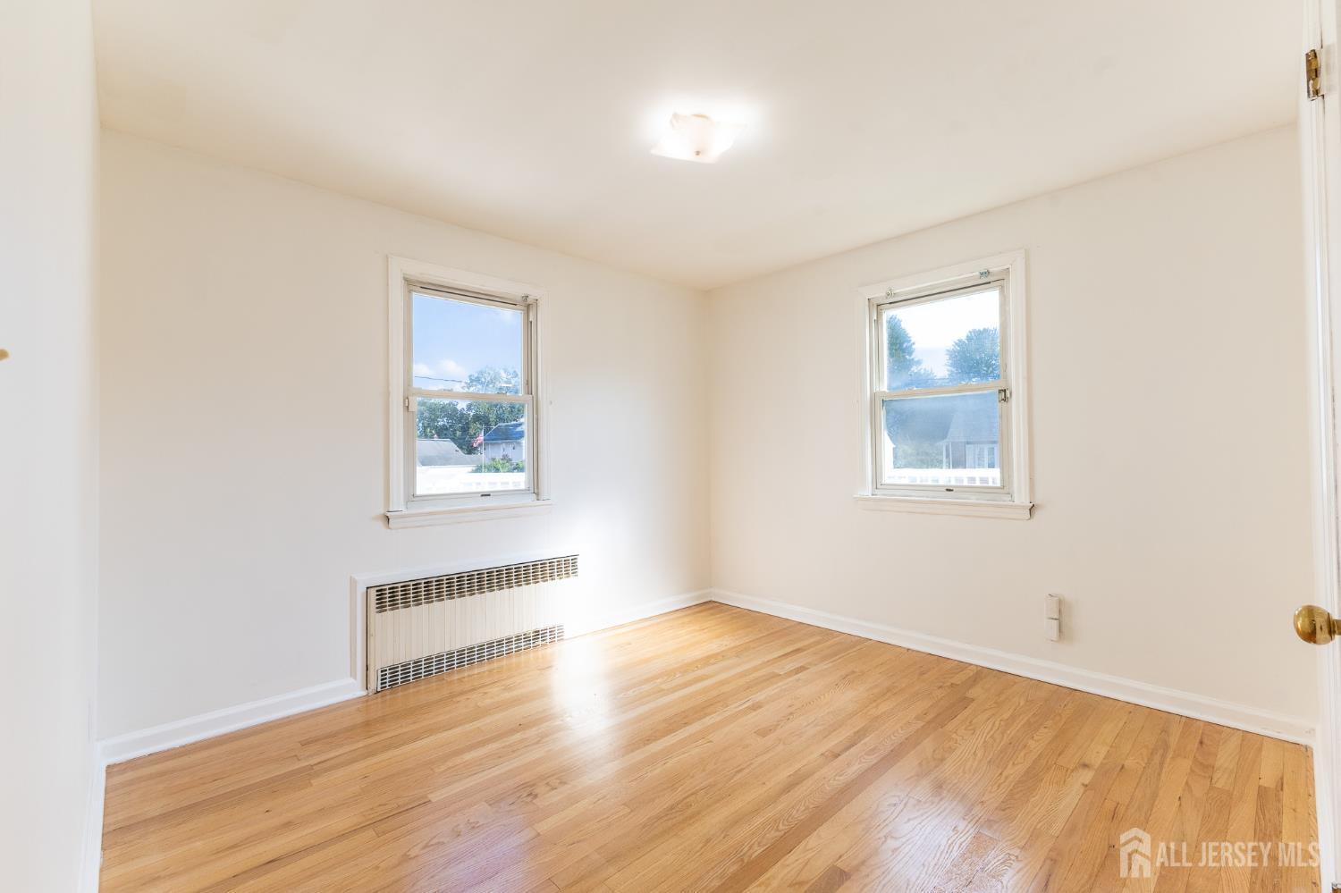 2 Hilltop Avenue Sayreville NJ 08879