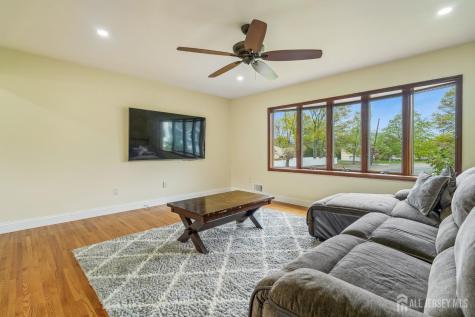 2 Marc Court Edison NJ 08820