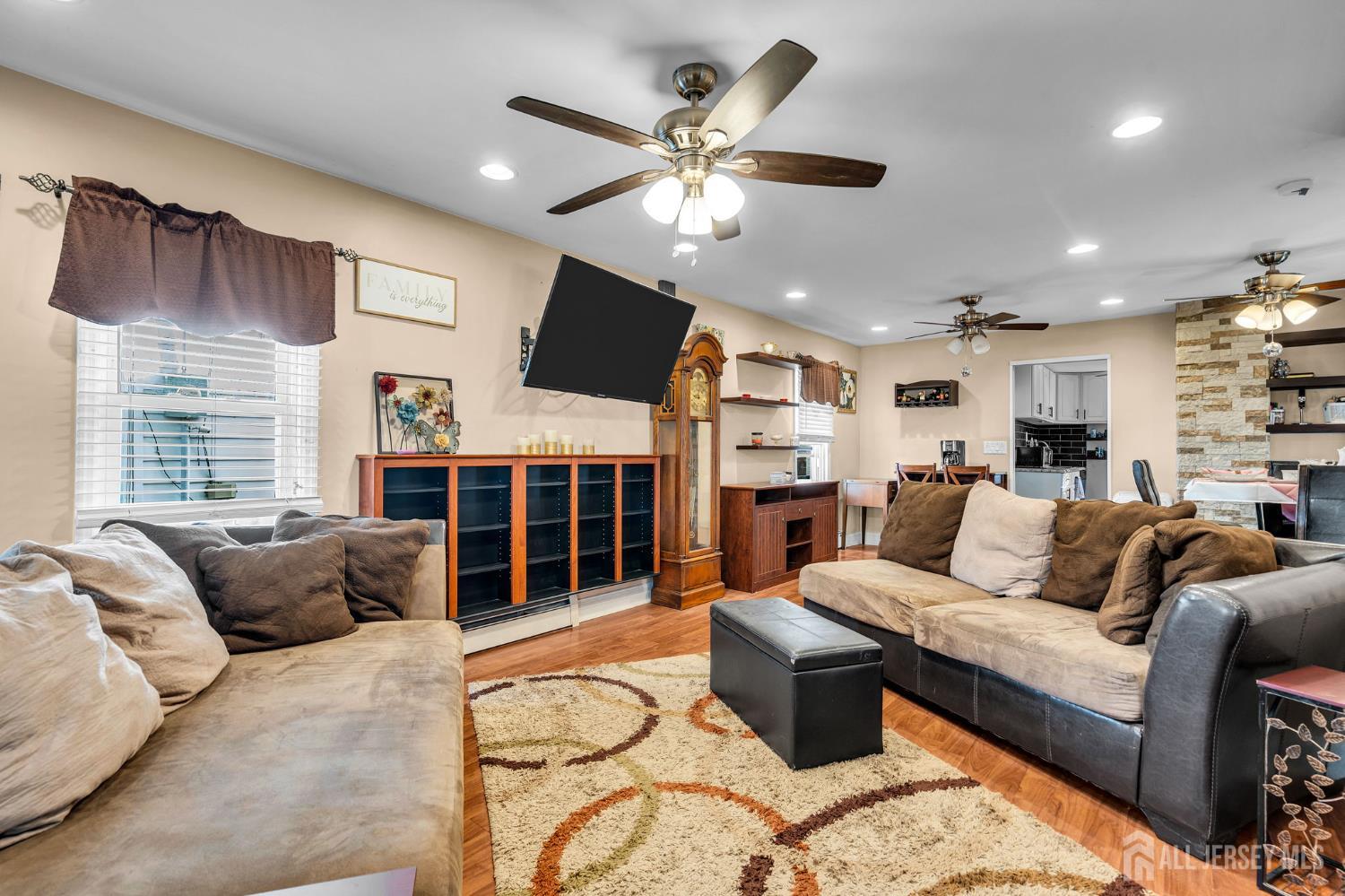 22 Clinton Street South River NJ 08882