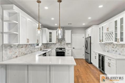 1 Montrose Avenue Colonia NJ 07067
