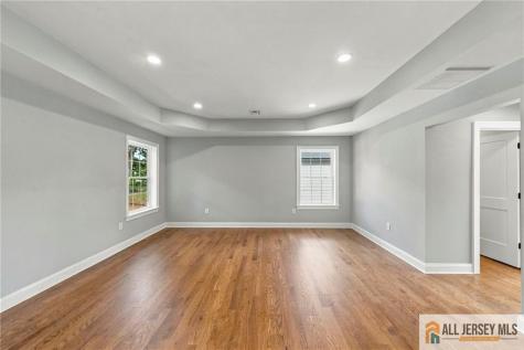 1 Montrose Avenue Colonia NJ 07067