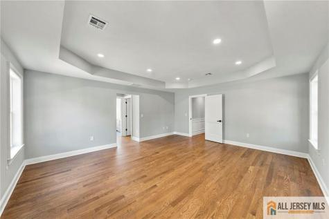 1 Montrose Avenue Colonia NJ 07067