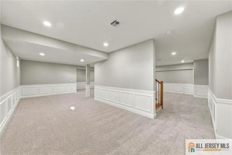 1 Montrose Avenue Colonia NJ 07067