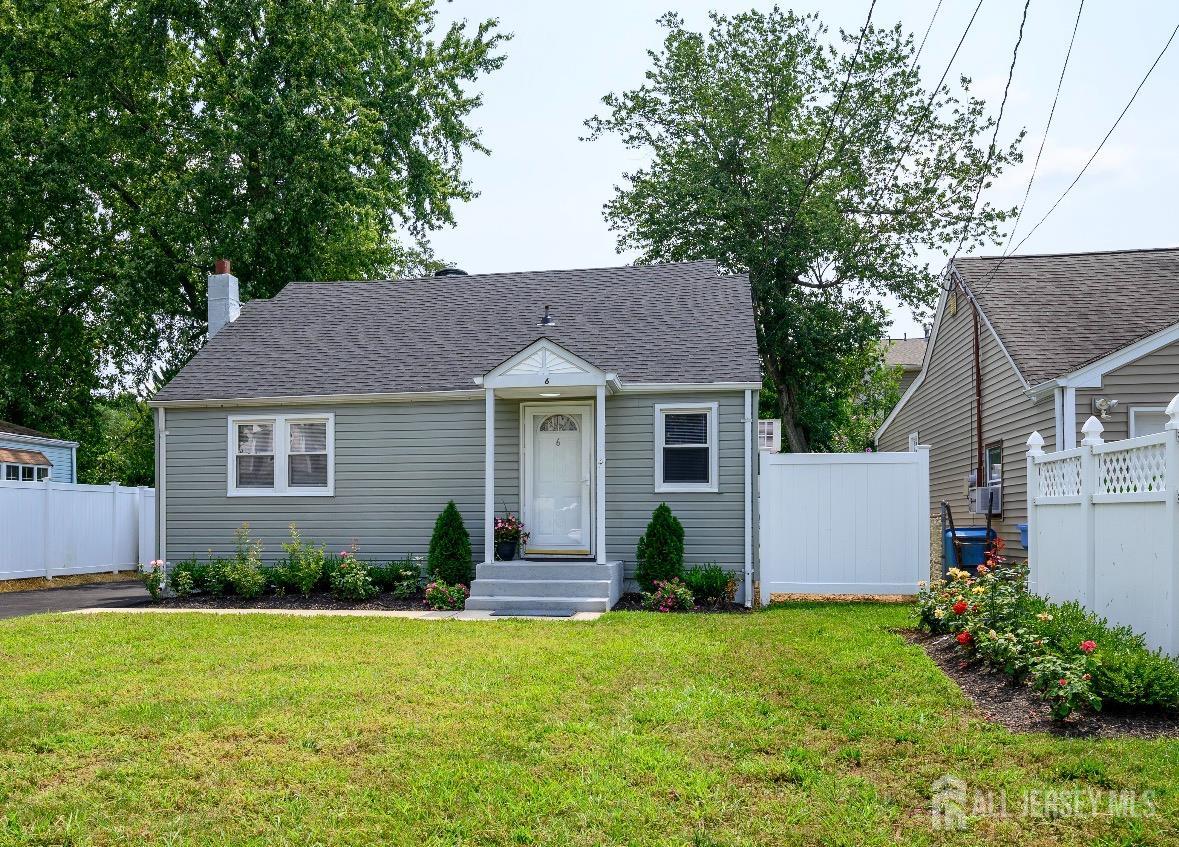 6 Avenue A Helmetta NJ 08828