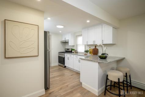 6 Avenue A Helmetta NJ 08828