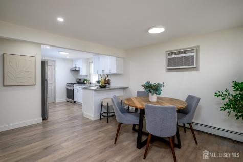 6 Avenue A Helmetta NJ 08828
