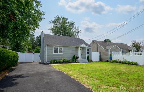 6 Avenue A Helmetta NJ 08828