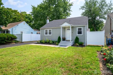 6 Avenue A Helmetta NJ 08828