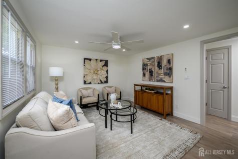 6 Avenue A Helmetta NJ 08828