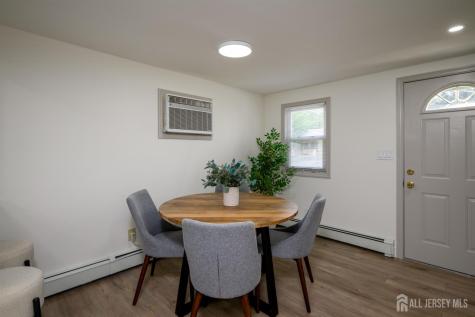 6 Avenue A Helmetta NJ 08828
